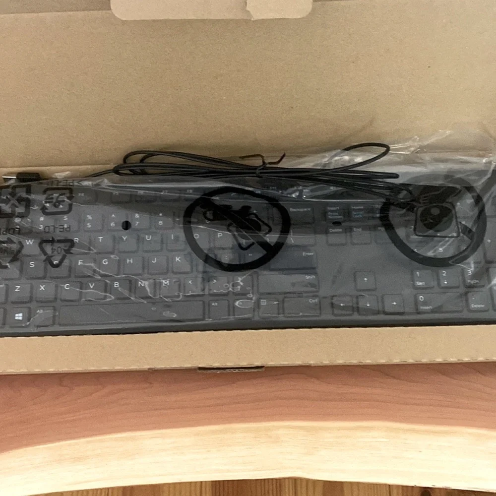 New Dell wired USB keyboard.
